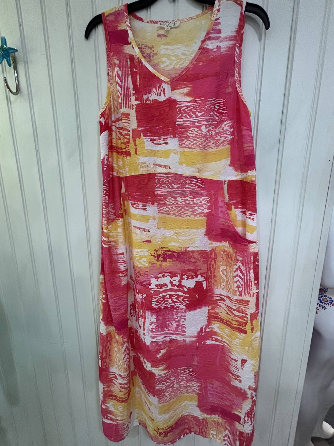 Escape - Crinkle Rayon Beach Dress - clothing - dresses - geometric