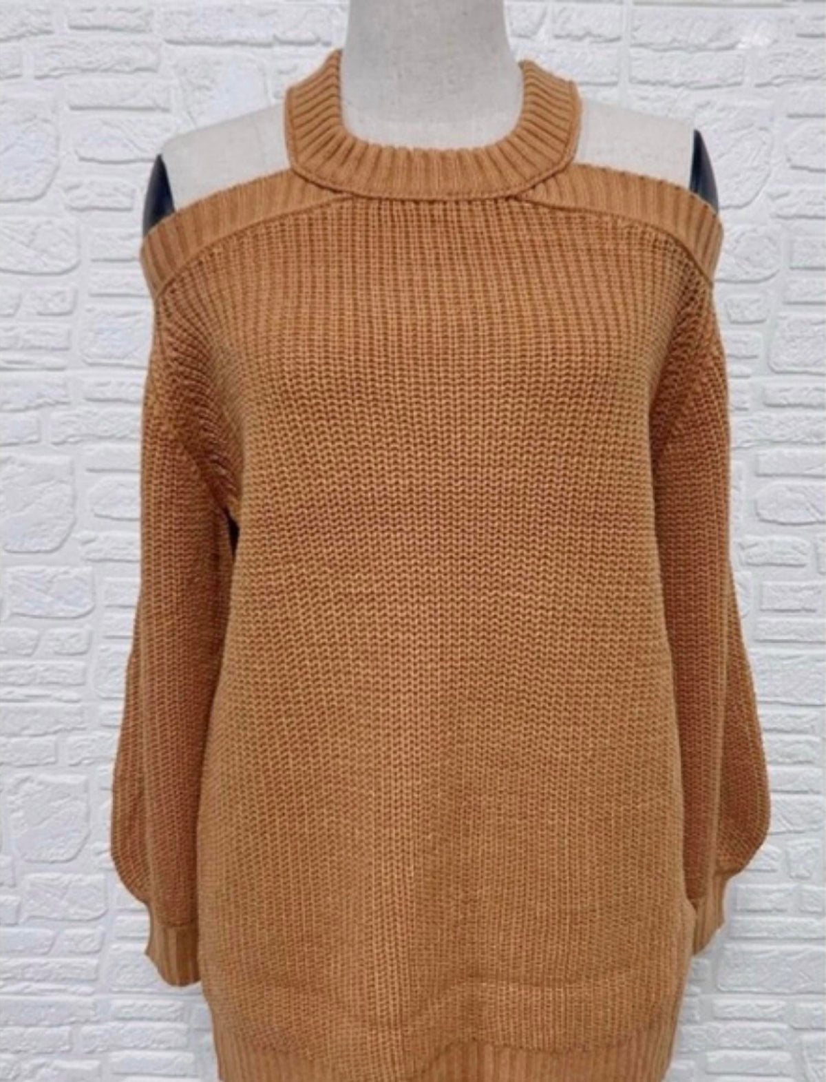 Esley Collection - Off shoulder long sleeves knit top