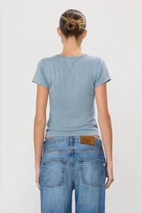 Eterne - Fitted Crewneck Tee