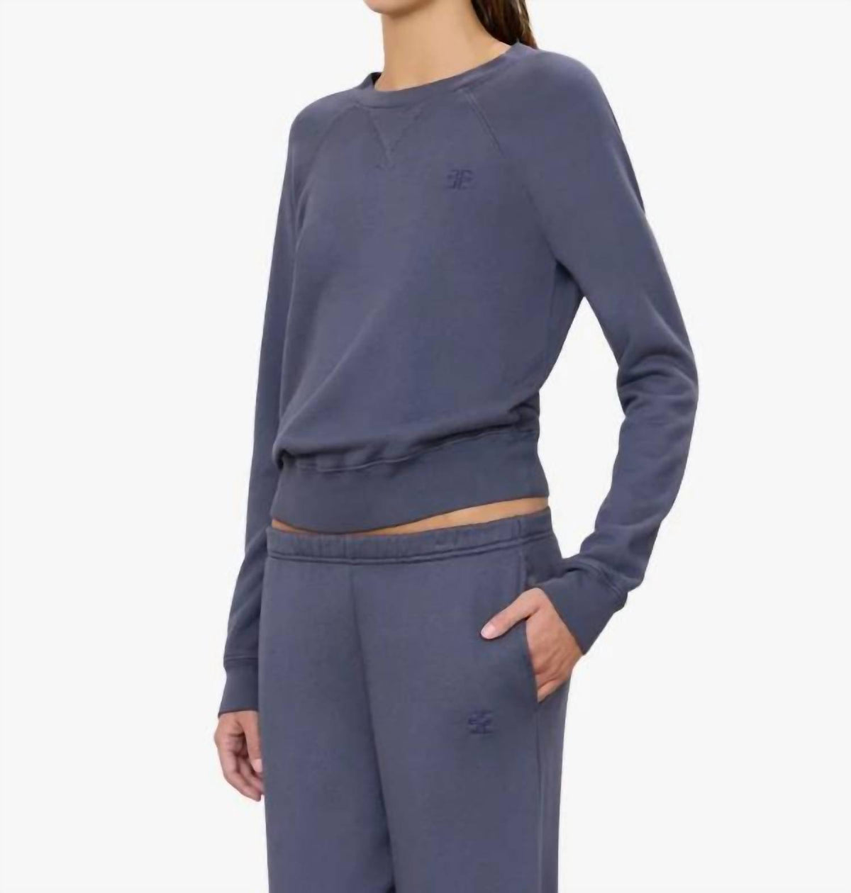 Eterne - Shrunken V-stitch Raglan Sweatshirt