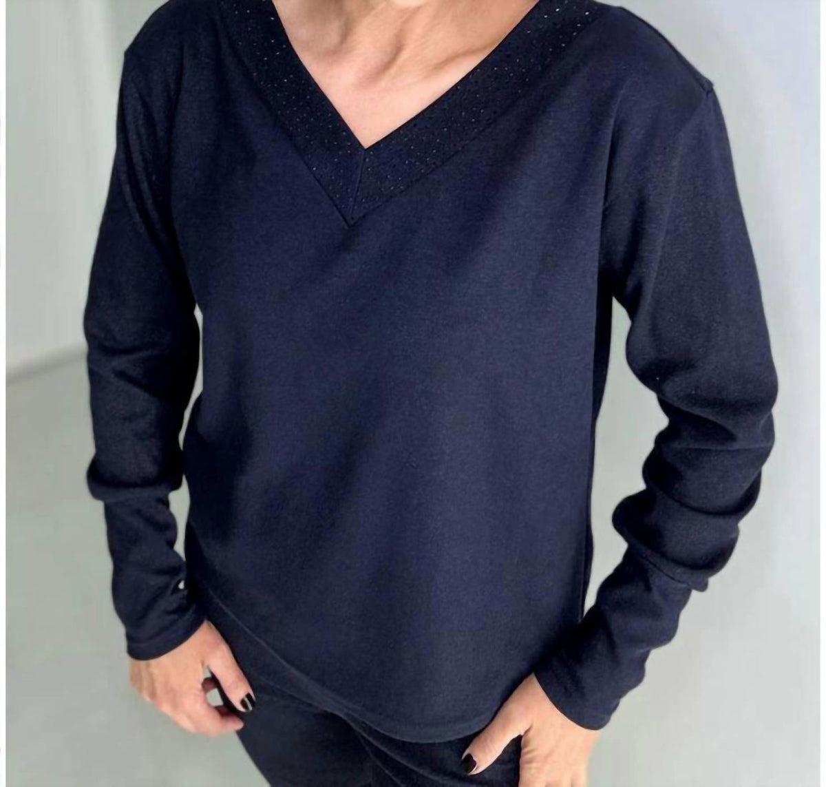 Ethyl - Taylor V-neck Top