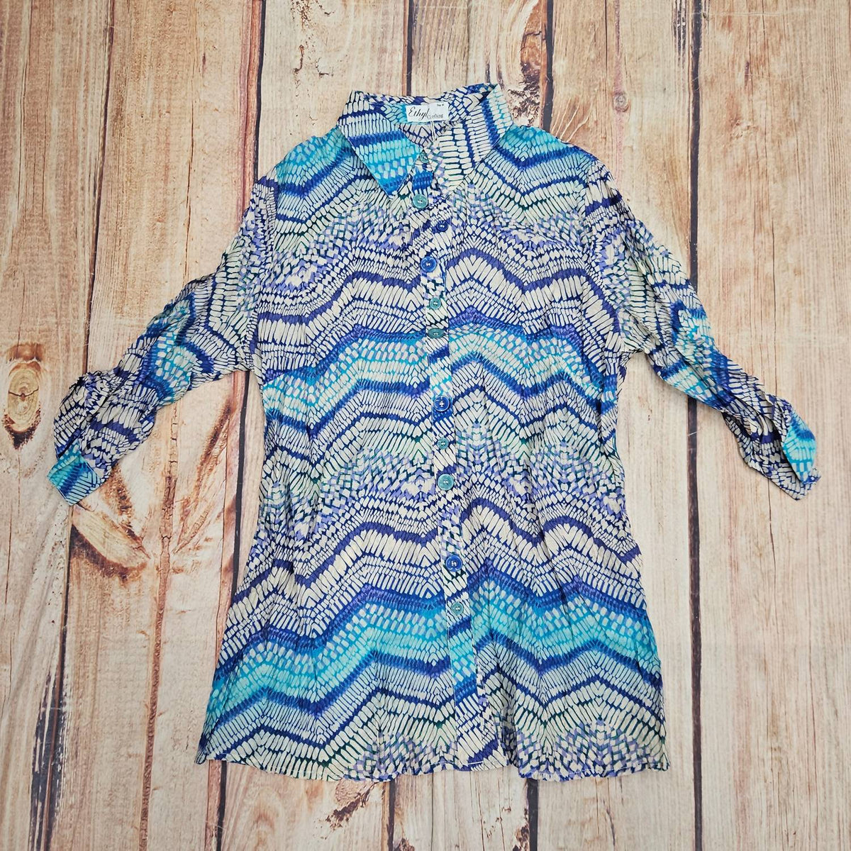 Ethyl - Women's Digital Print Button Blouse