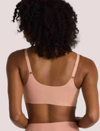 Evelyn & Bobbie - Structured Scoop Bra - bras - clothing - intimates