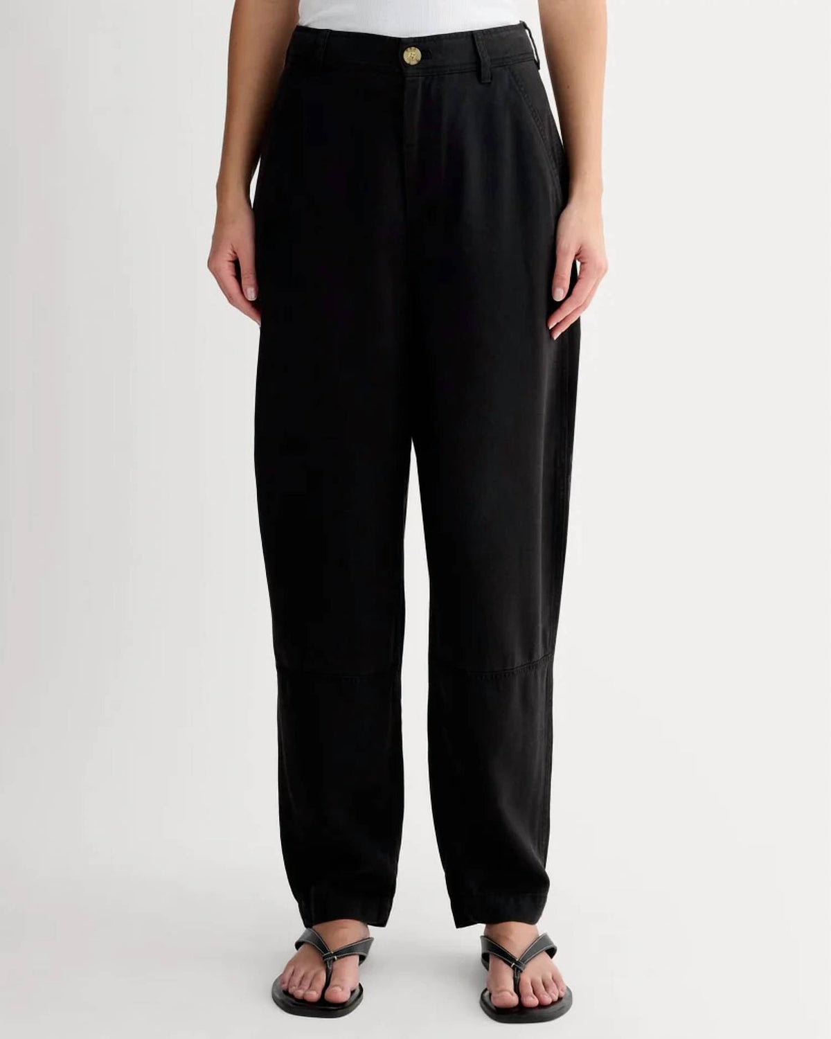 Everlane - The Relaxed Buttersoft Chino Pants