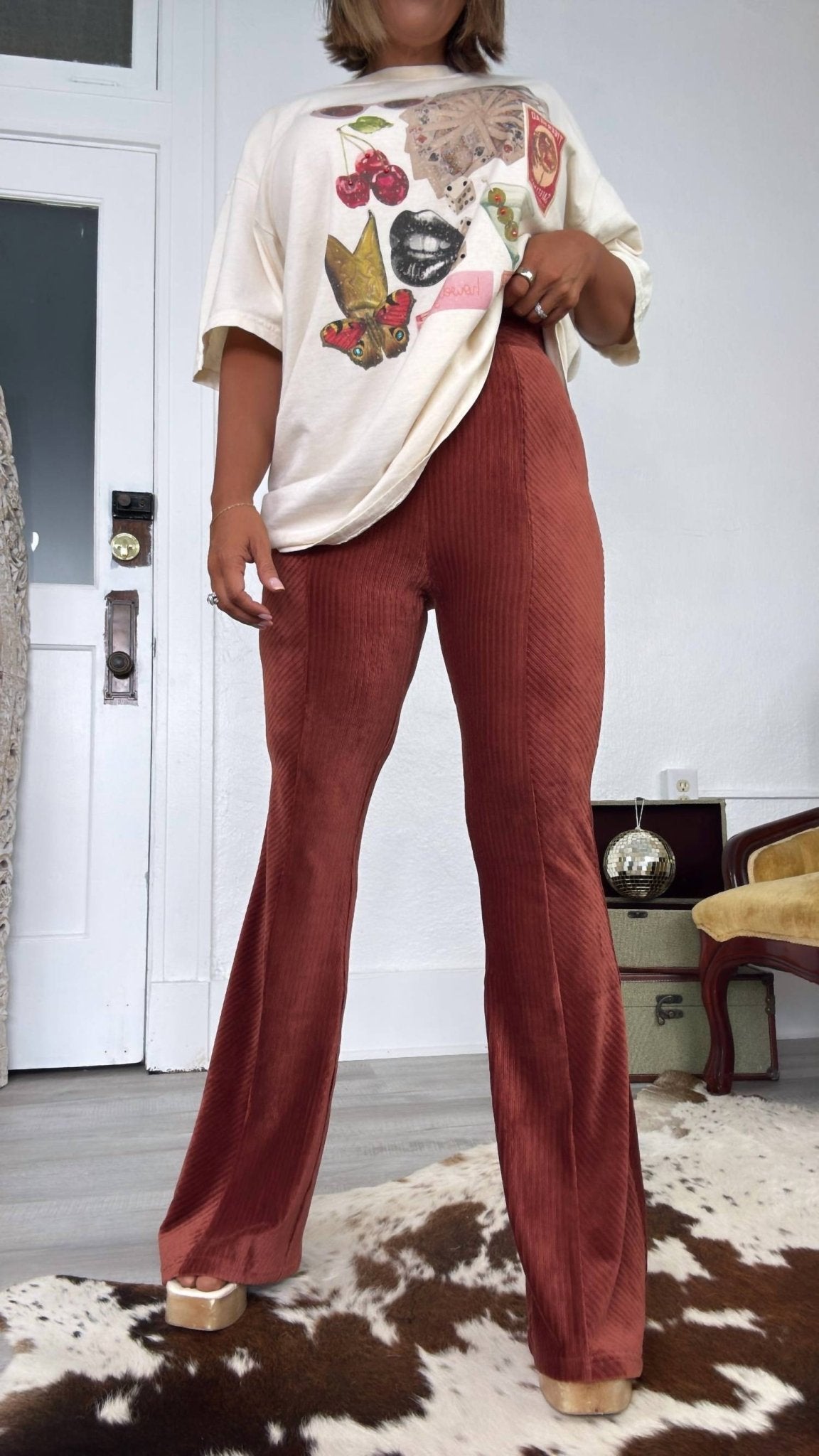 Everyday Chic Boutique - Can't Relate Velvet Flare Pants - boot - cut - brown - clothing