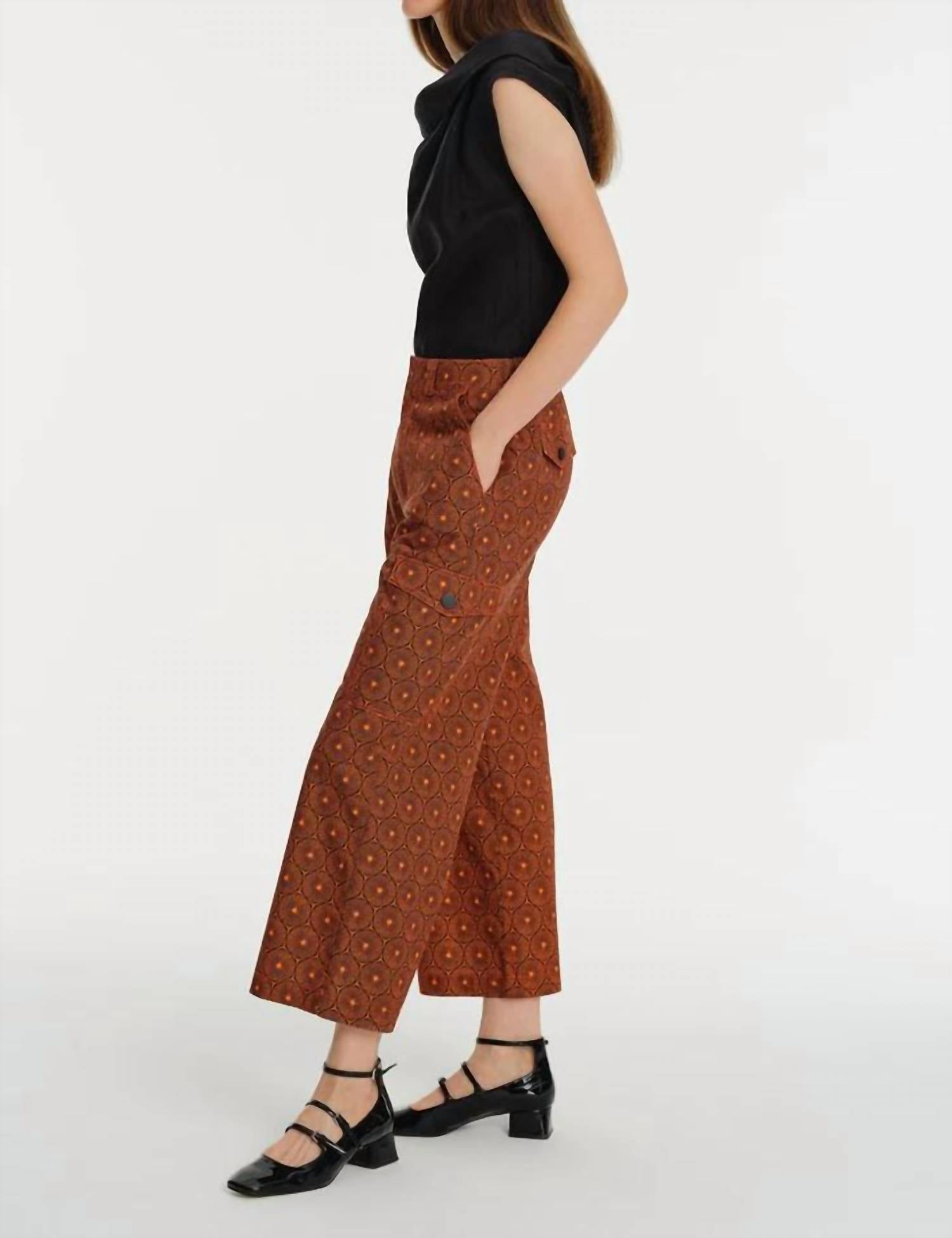 Exquise - Cotton Trousers With Stitched Detailed Cargo Pockets - brown - clothing - cotton