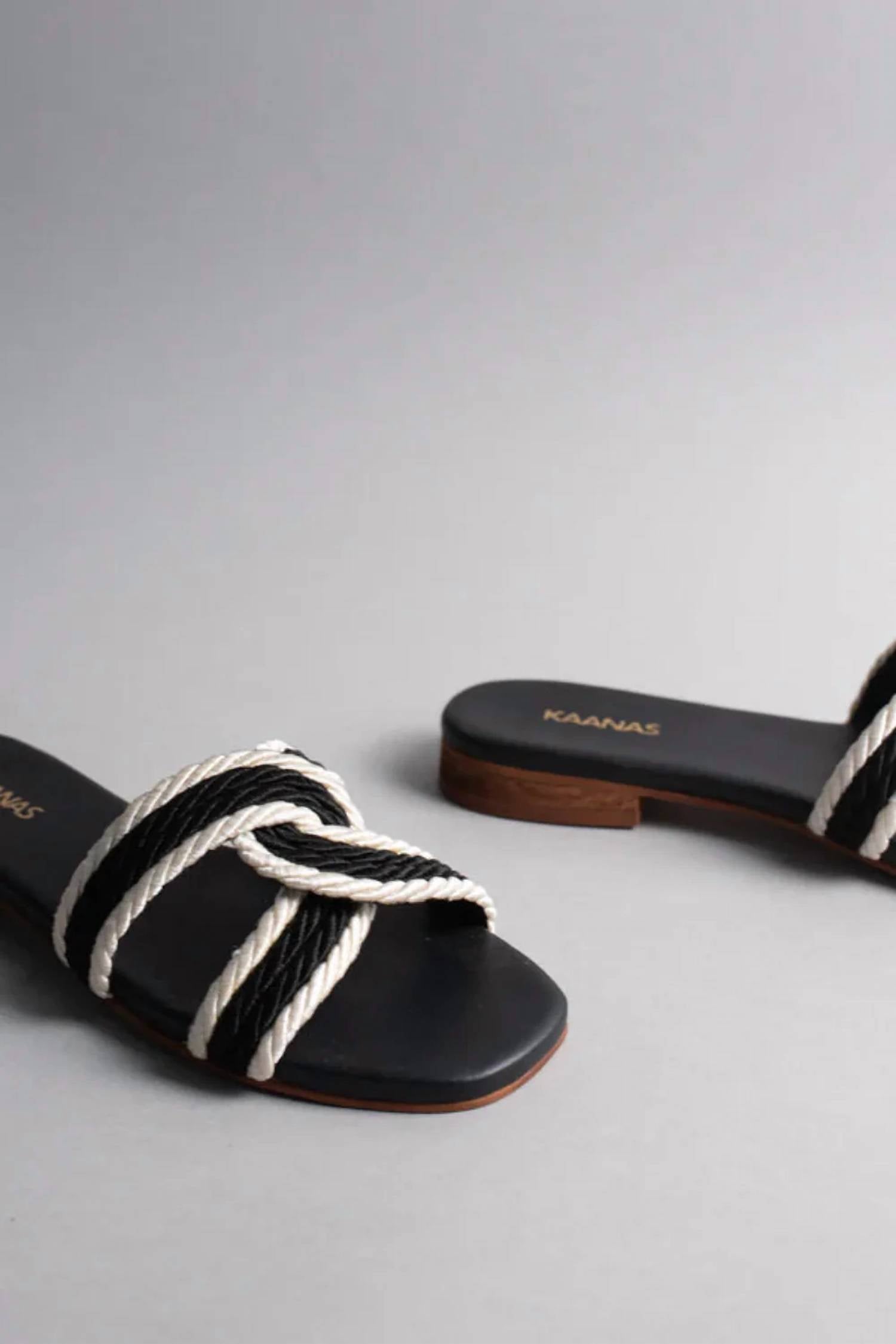 Kaanas - Women's Olas Sandal