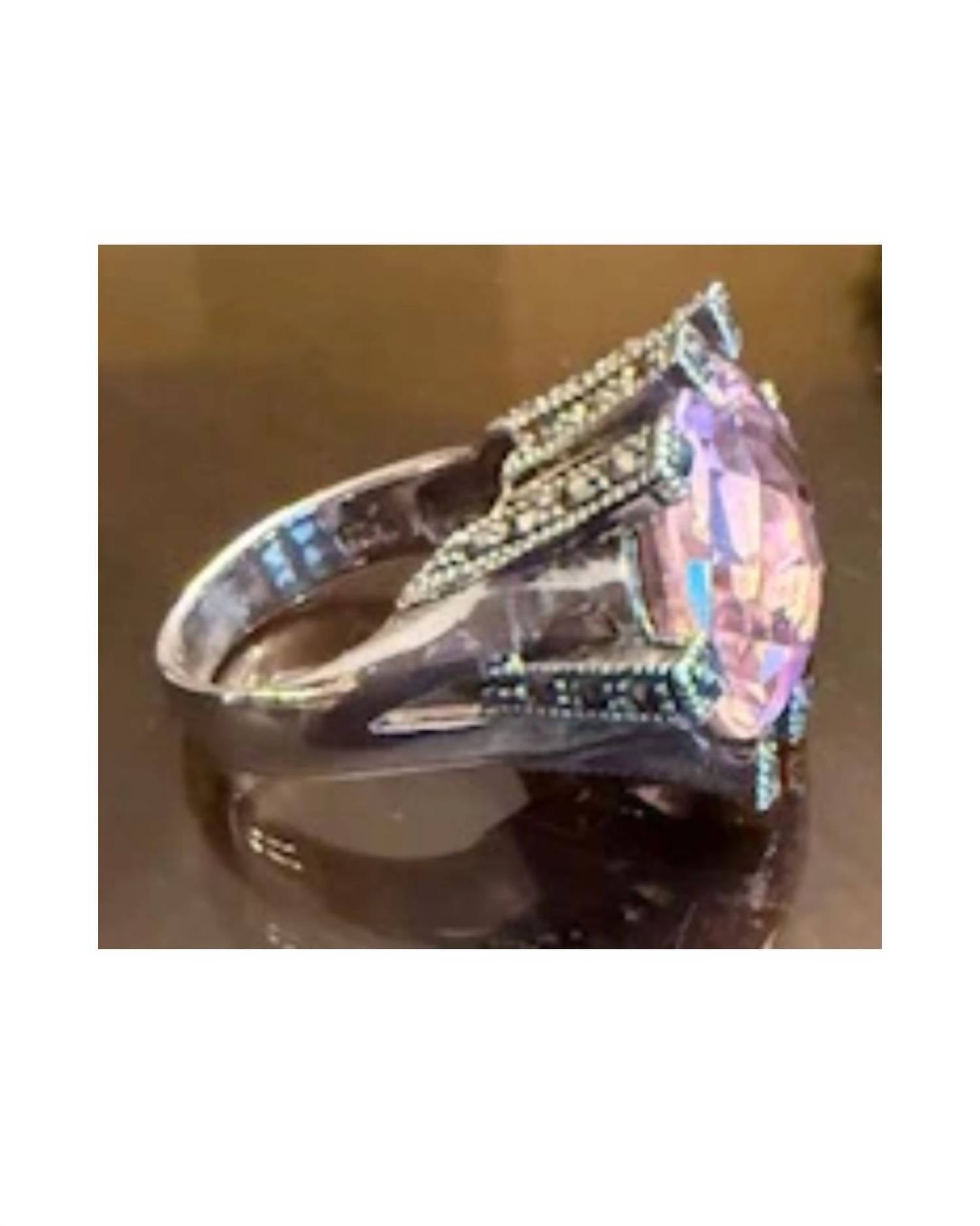 P & K Jewelry - Women's Sterling Marcasite Facet Ring