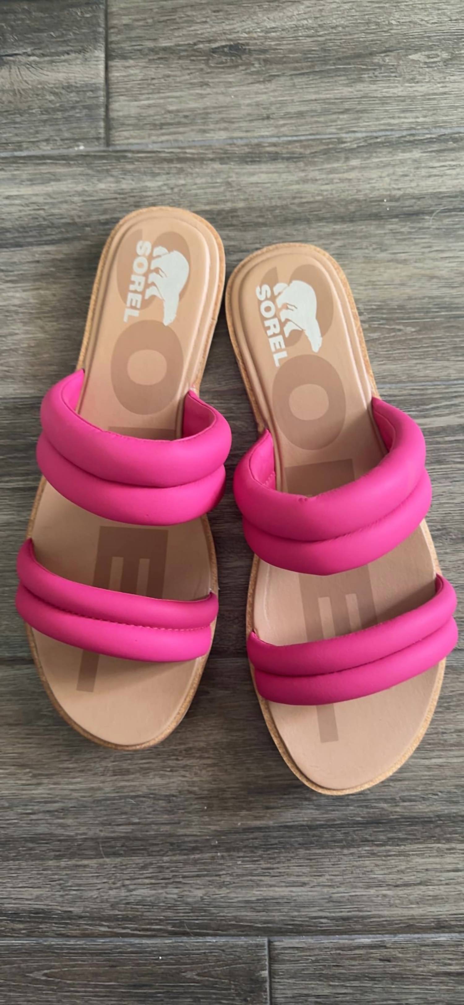 SOREL Women's Ella II Puff Slide in fuchsia fizz sea salt - women's sandal - detail view