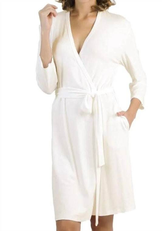 Twelve Eighty Eight - Beyond The Basics 3/4 Sleeve Robe