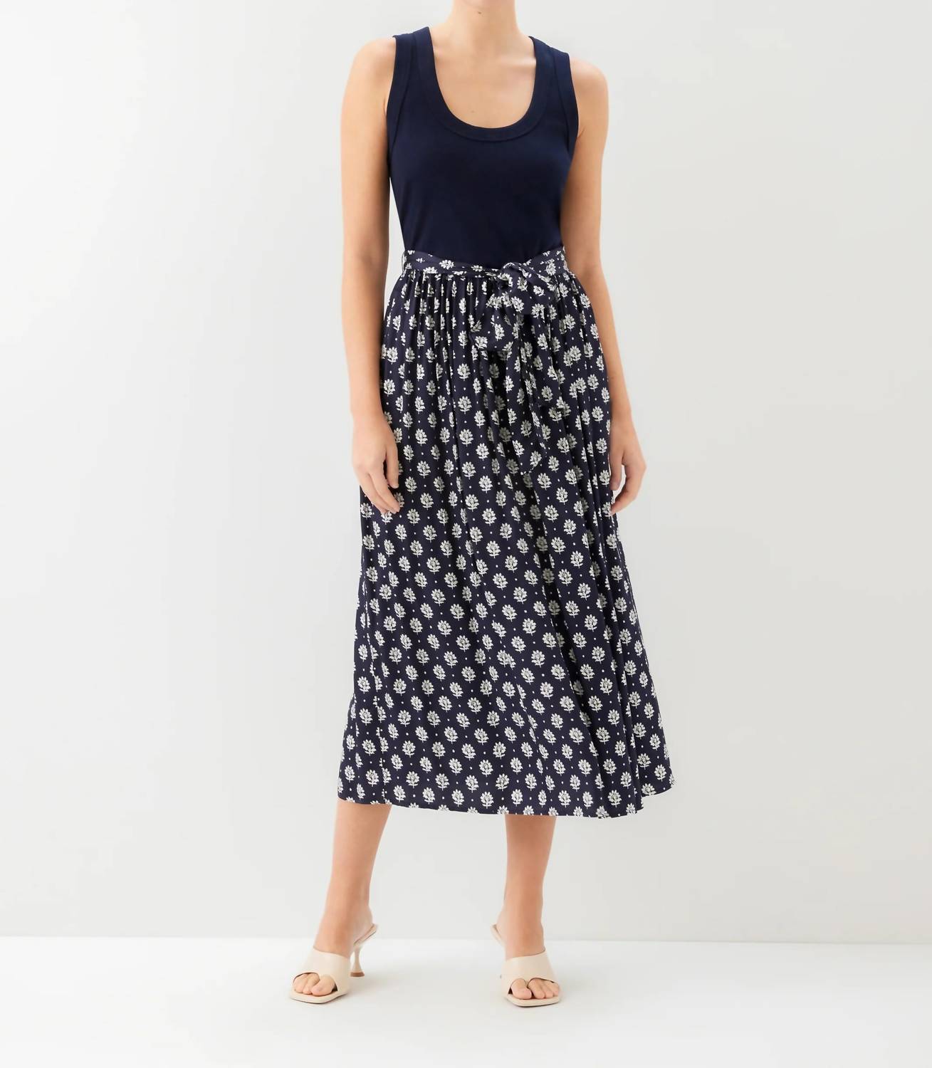 Fifteen Twenty - Women's Contrast Belted Midi Dress
