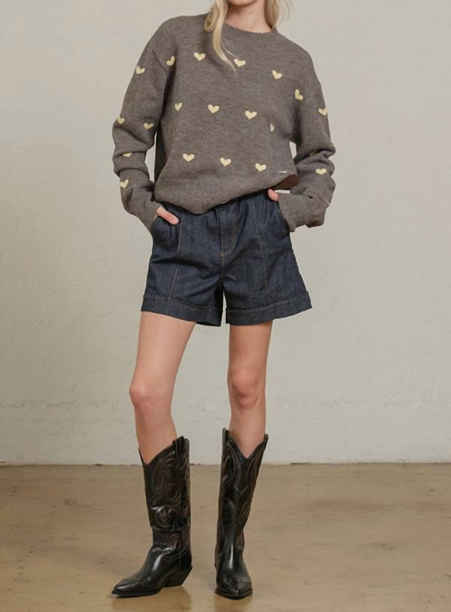 Mint Exclusives - Heart Point Knit Sweater