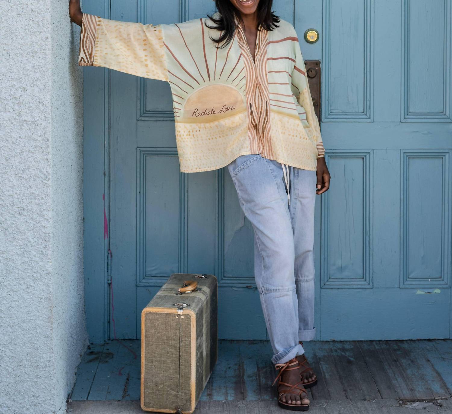Market Of Stars - Radiate Love Pixie Duster Cropped Kimono With Sunrise