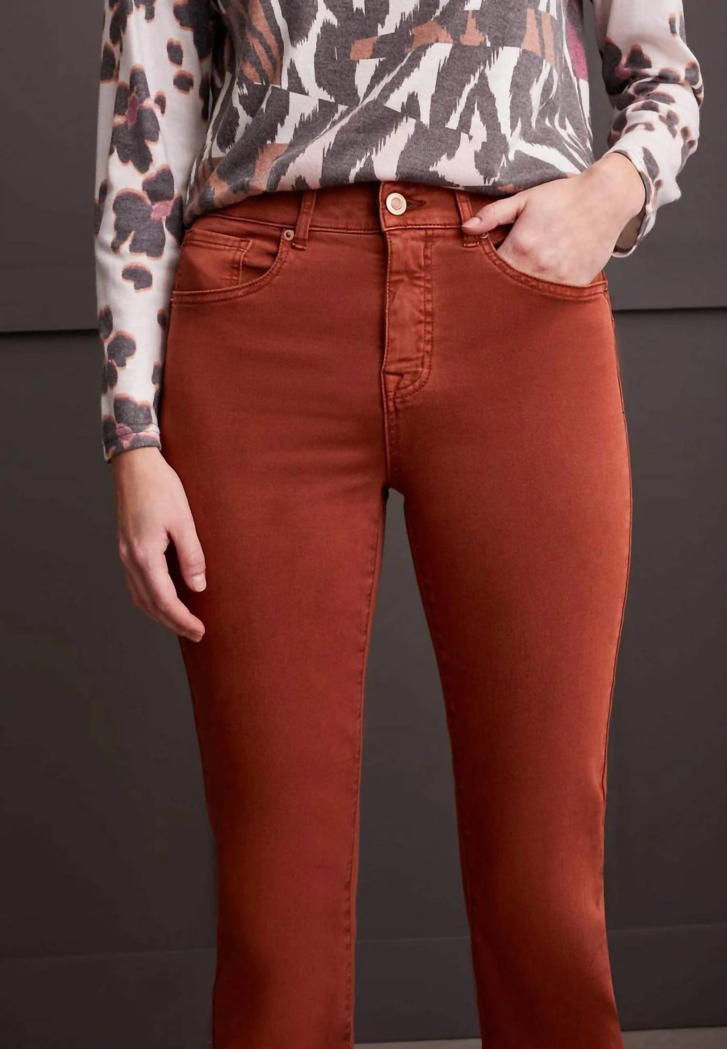 Tribal - Hugging Micro Flare Crop Pants