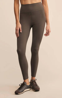 Z Supply Sporty Ribbed 7/8 Legging in tavern - women's pants