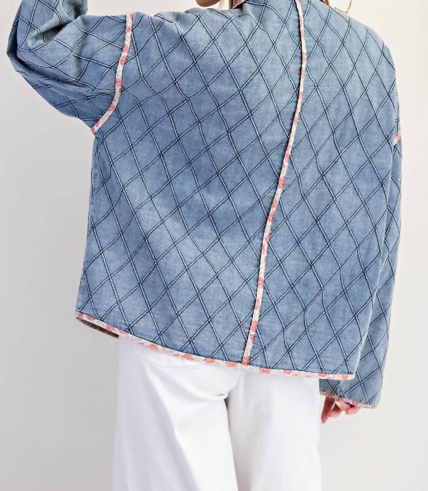 Easel - Women's Quilted Long Sleeves Jacket