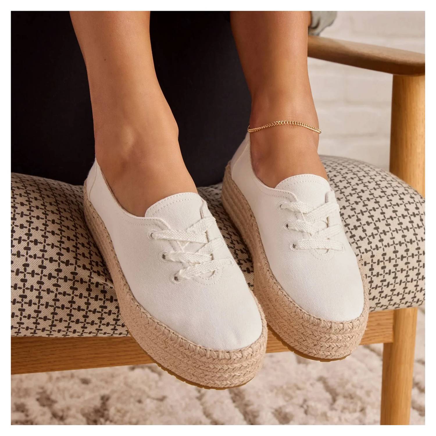Toms - Women's Valencia Lace-up Platform Espadrille Sneakers