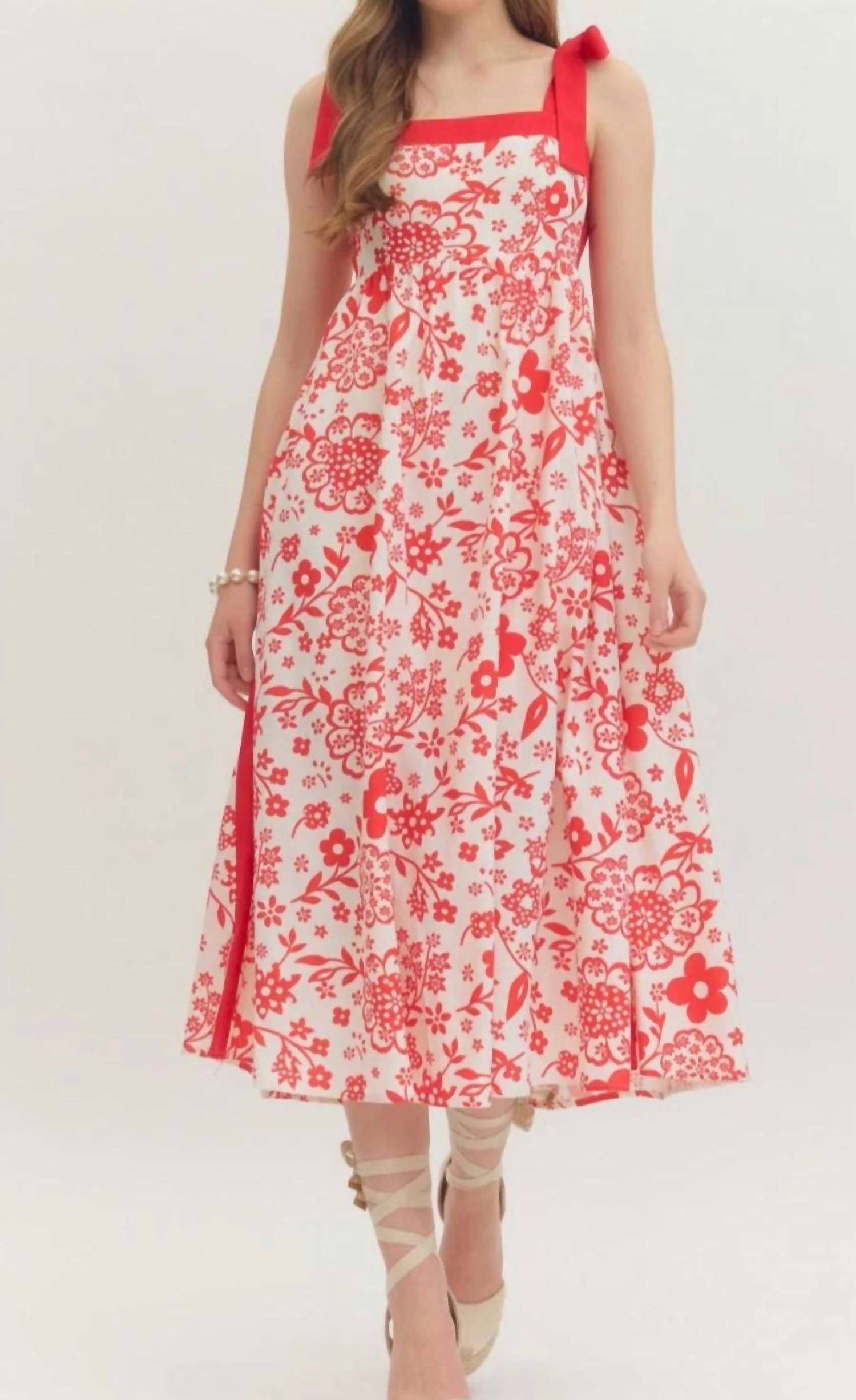 Entro - Floral Fun Maxi Dress