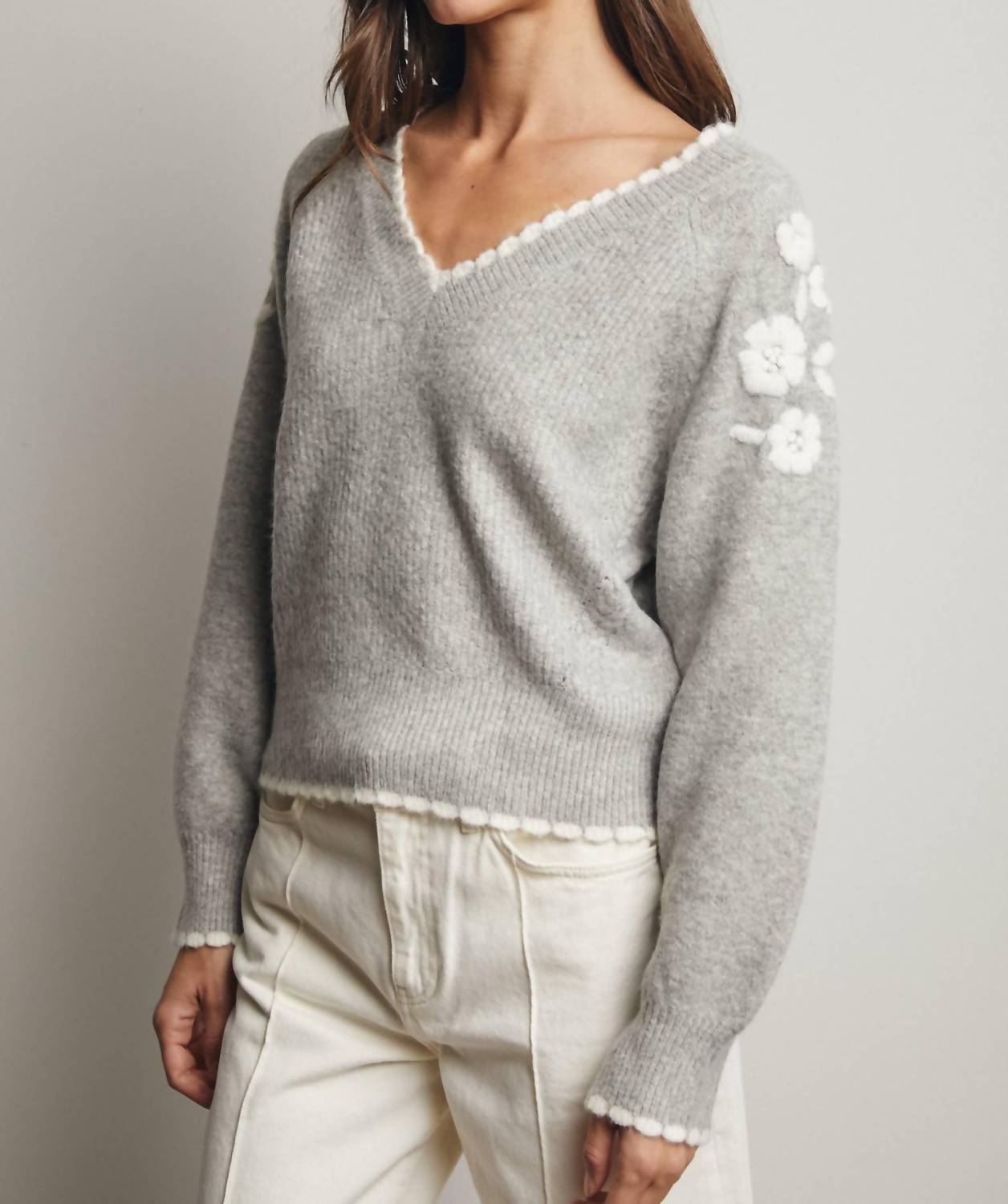 Forte - Floral Applique V-Neck Sweater