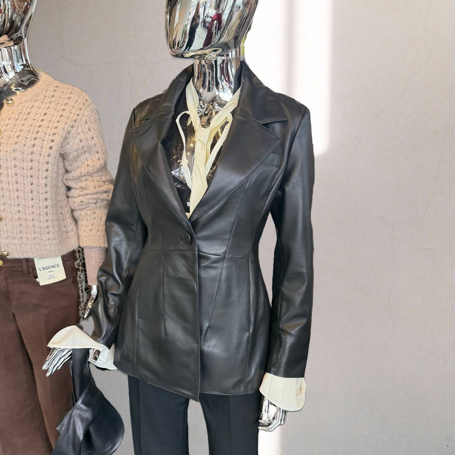 Jakett - Women's Leather Isabella Blazer
