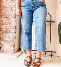 Tribal - Audrey Button Fly Wide Crop Jeans
