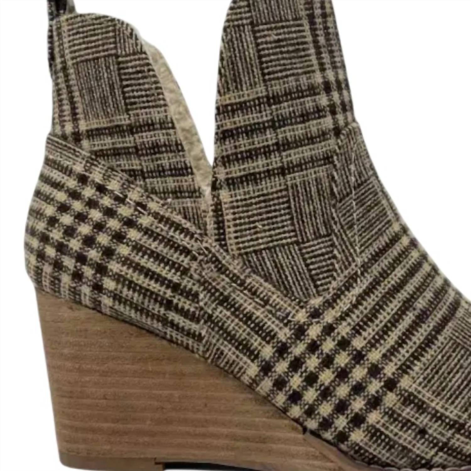 Very G - Women's Ember Wedge Ankle Boots