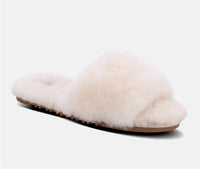 Lamo Women's Naomi Sheepskin Slide Sandal in cream - women's sandal - detail view