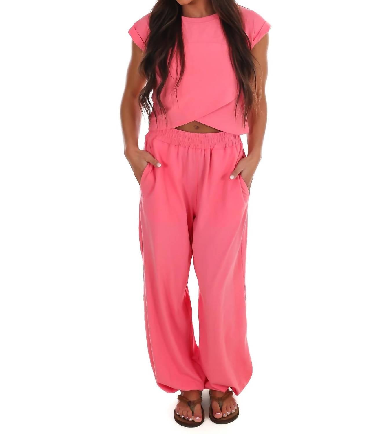 Veveret - Women's On The Go Two Piece Set