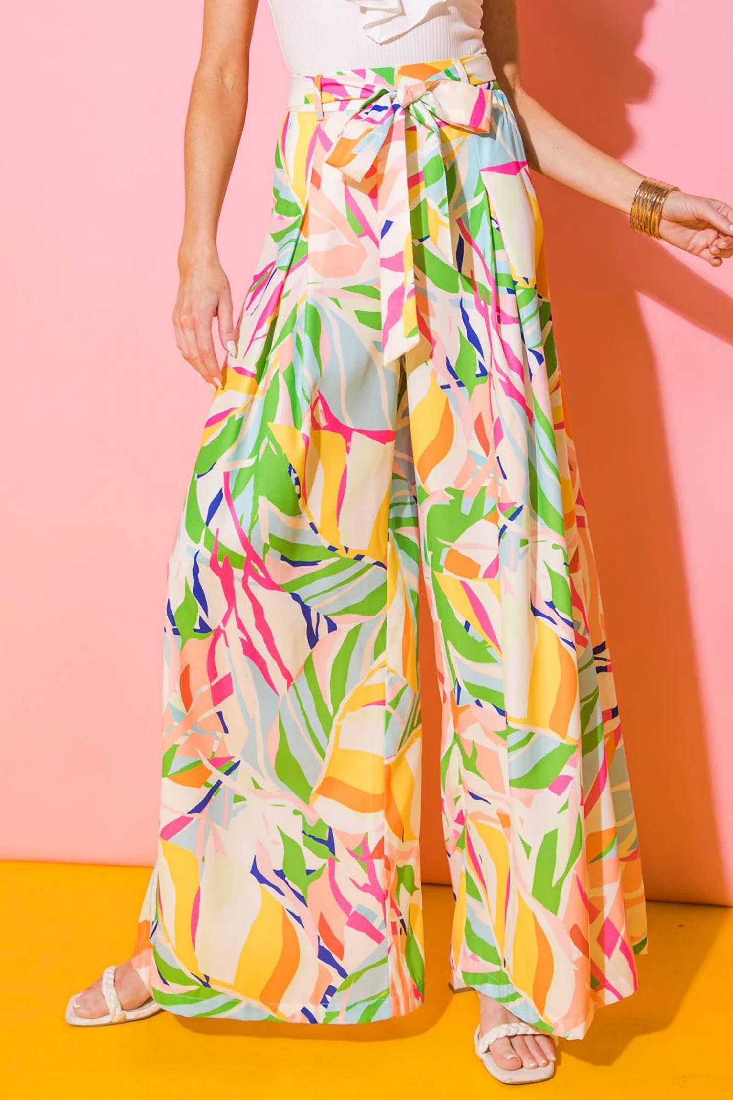 Flying Tomato - Lucia Printed Woven Pants