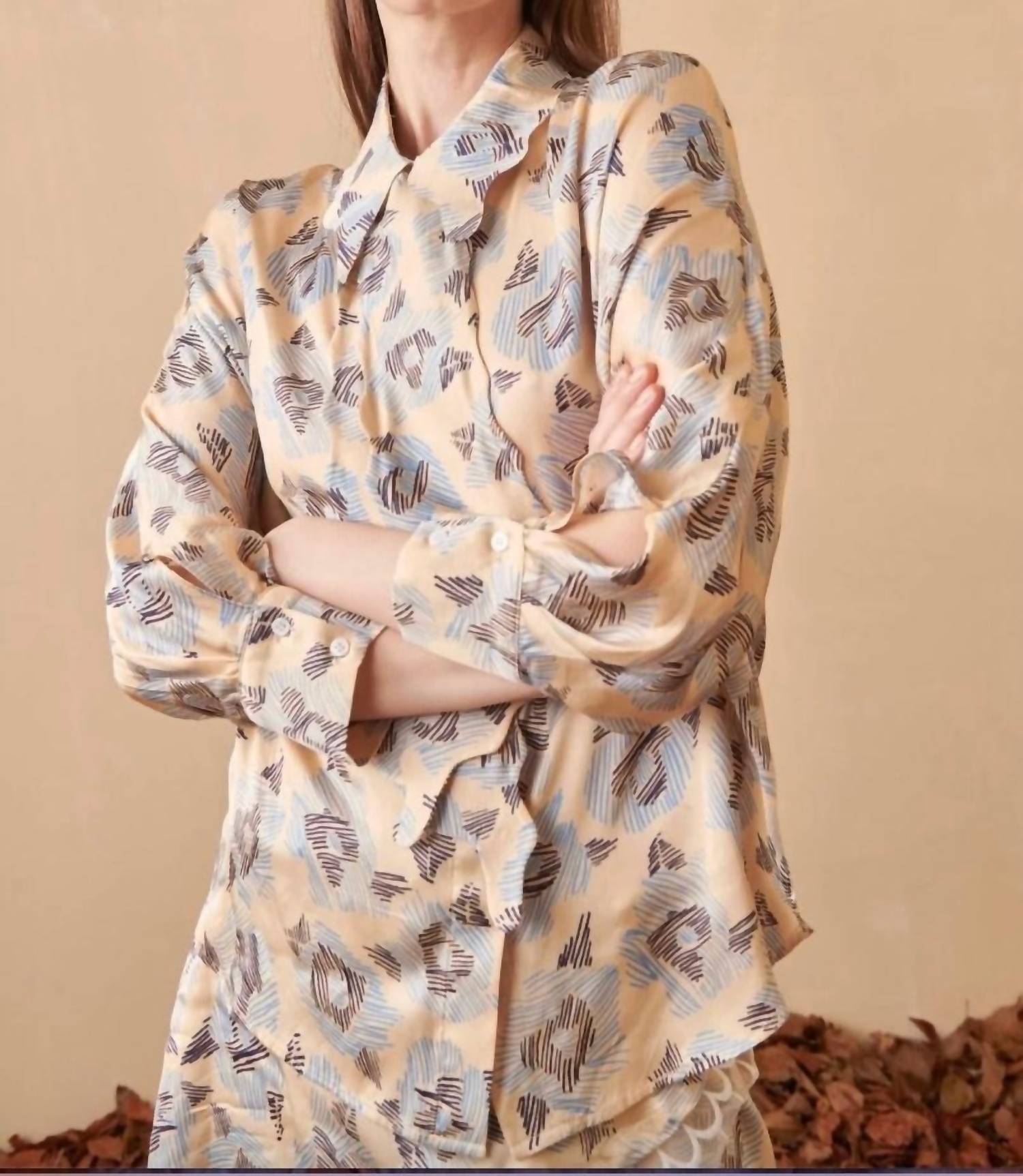 Celia B - Vibrancy Button Front Top
