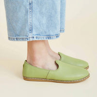 Charix - Women's Classic Slip-on Shoes
