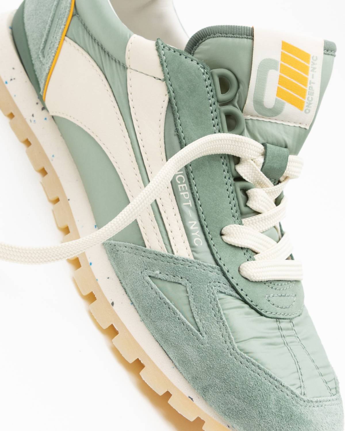 Oncept - Women's Toronto Sneakers