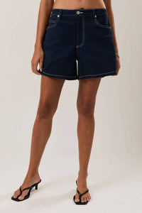 Le Lis - Mid Rise Contrast Stitch Oversized Shorts
