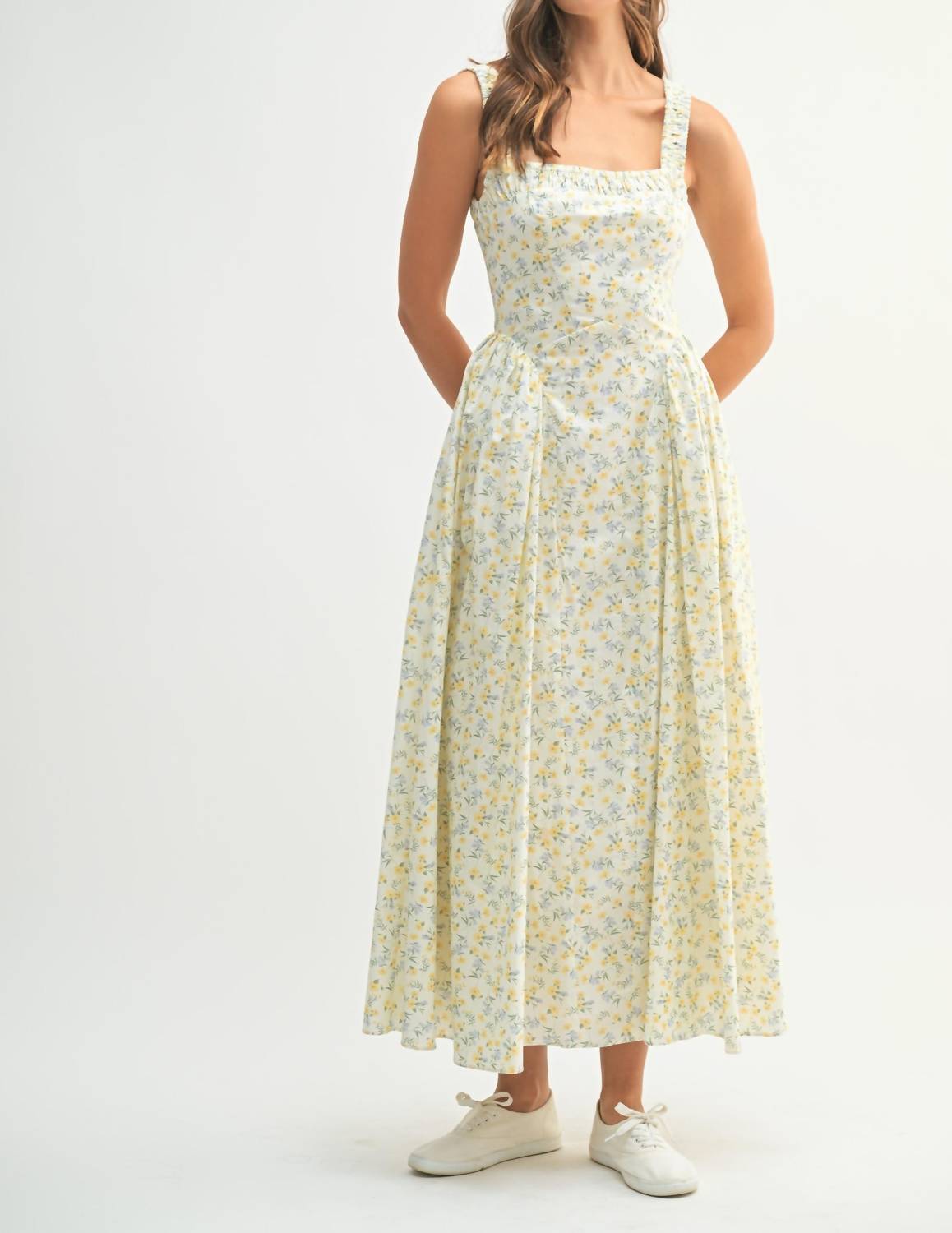 Mable - Floral Print Ruched Dress