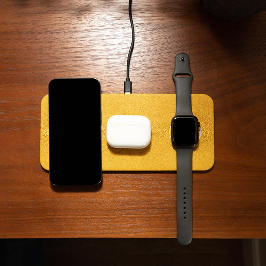 Brouk & Co. - 3 In 1 Portable Charging Station