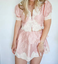 Mable - Marybeth Scalloped Lace Trim Crop Top And Shorts Set