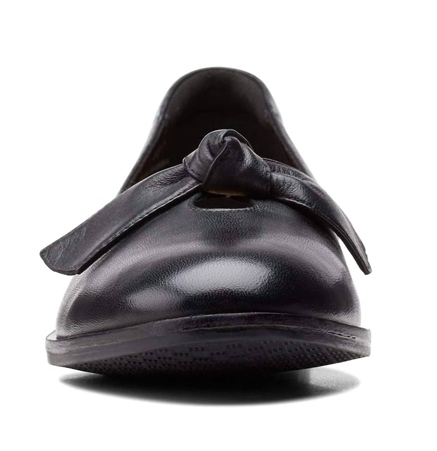 Clarks - Women's Trish Wave Loafer