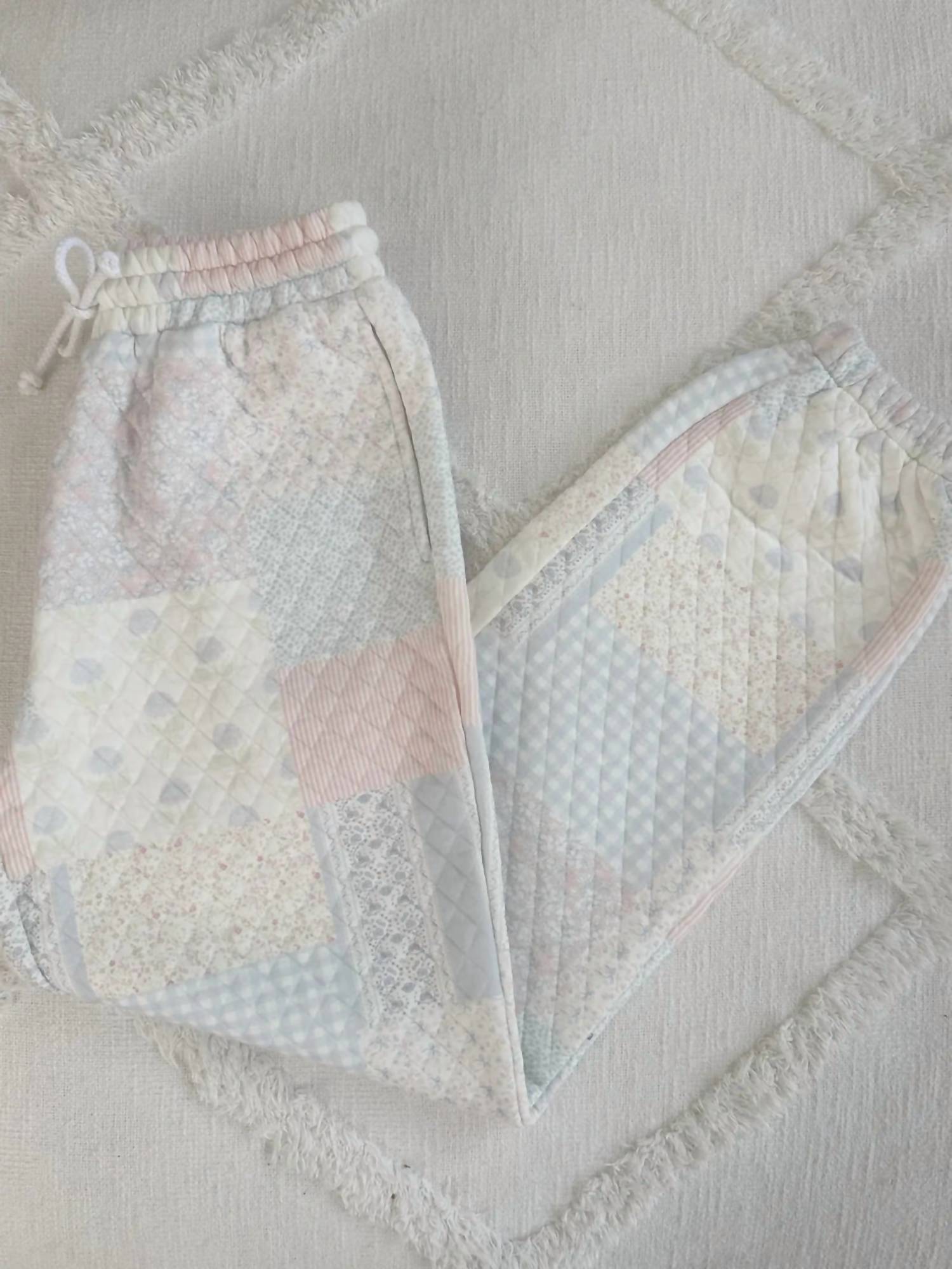 Sunkissed Coconut - Quilted Pastel Sweatpants