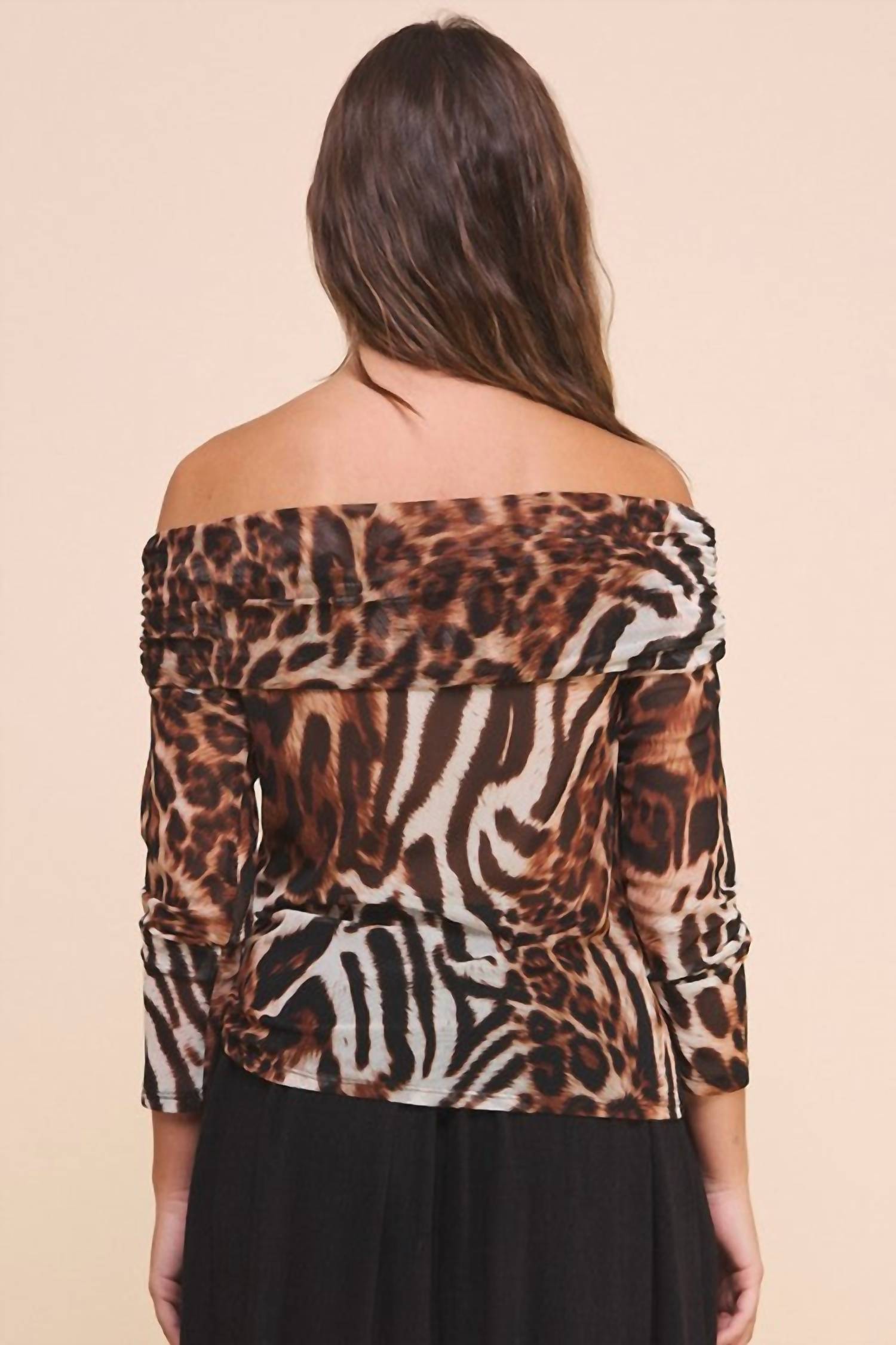 If She Loves - Love Off The Shoulder Top