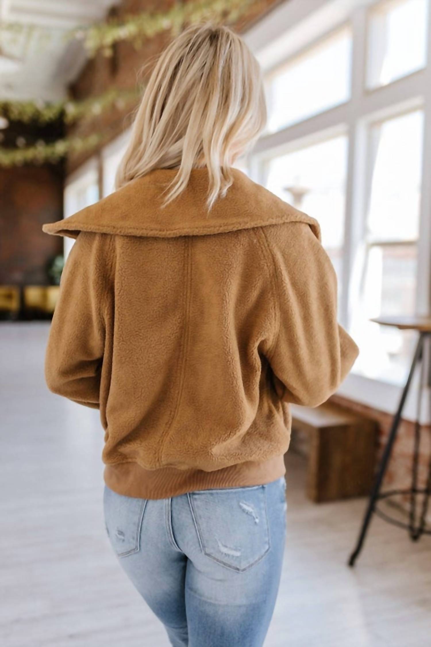 Liam & Company - Adalee Button Pocket Fleece Jacket