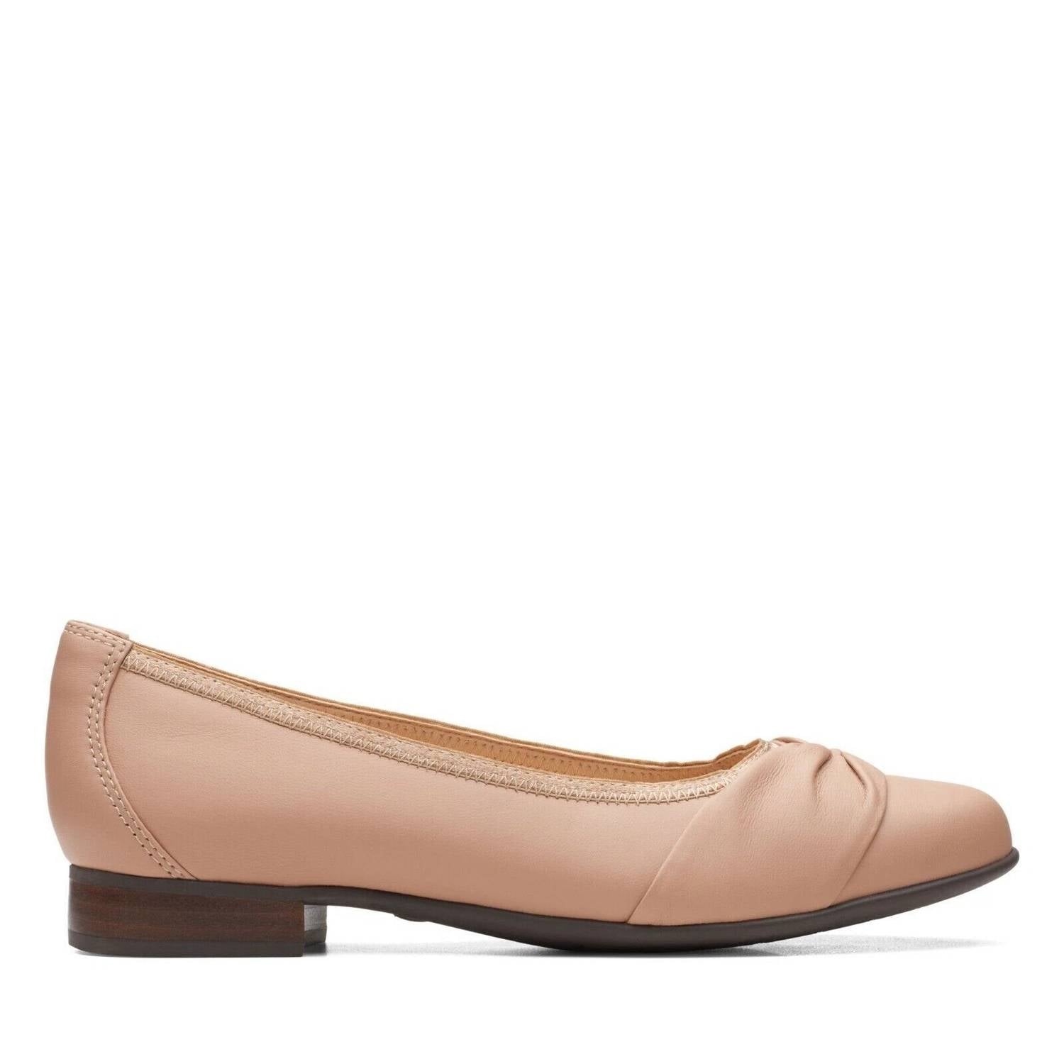 Clarks - Women's Un Blush Wish Flats