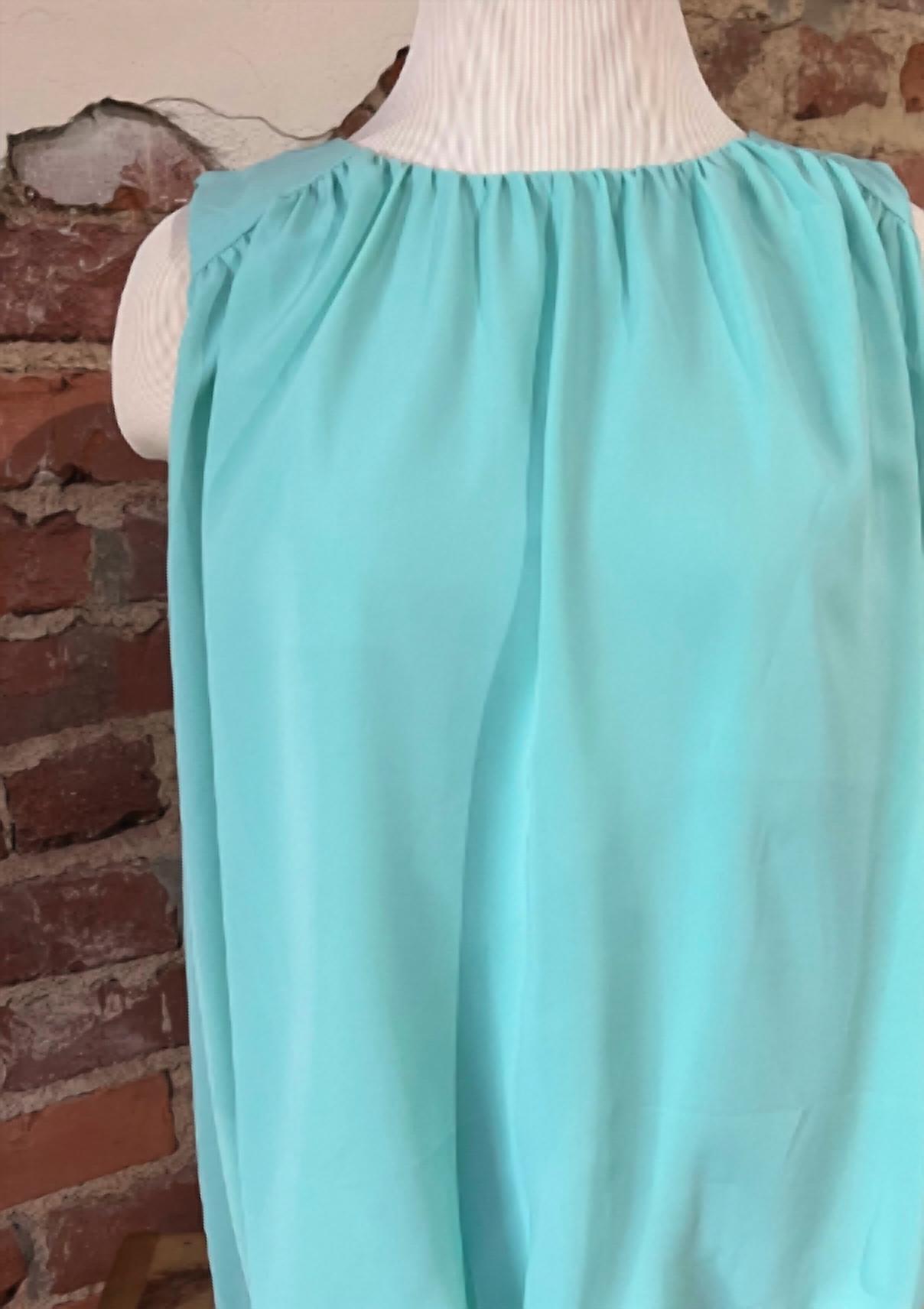 Doe And Rae - Women's Sleeveless Top