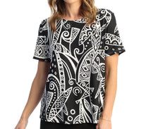 Jess & Jane Mystery Short Sleeve Top in black white - women's t-shirt