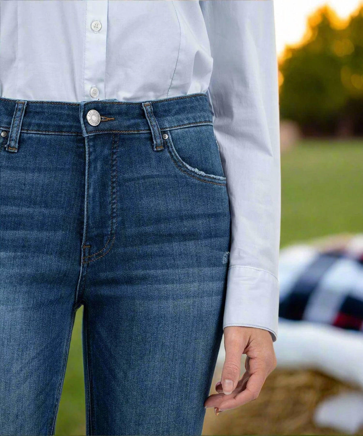 Kut From The Kloth - Kelsey High Rise Fab Ab Ankle Flare Jeans