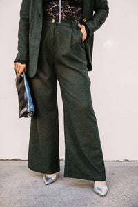 Self Contrast - Wide Leg Pants