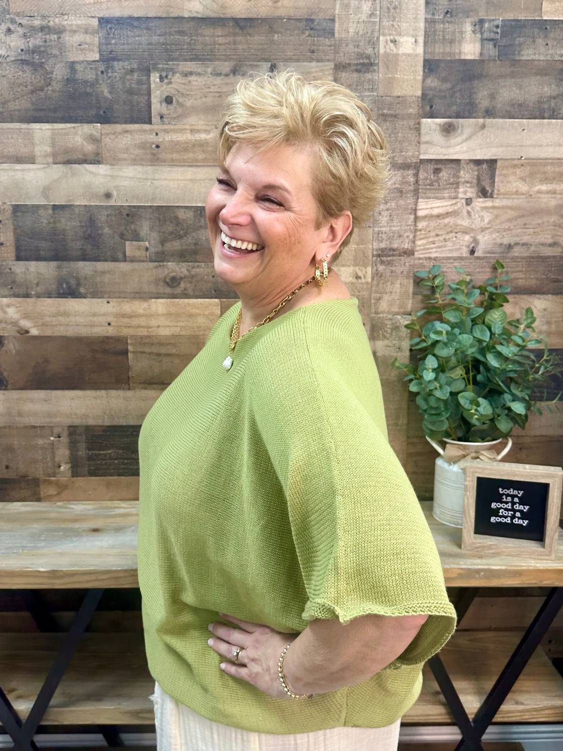 Easel - Short Sleeves Oversize Boatneck Knit Sweater