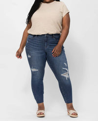 Judy Blue Spice it Up Vintage cut off Relaxed Jeans in dark wash - women's jeans