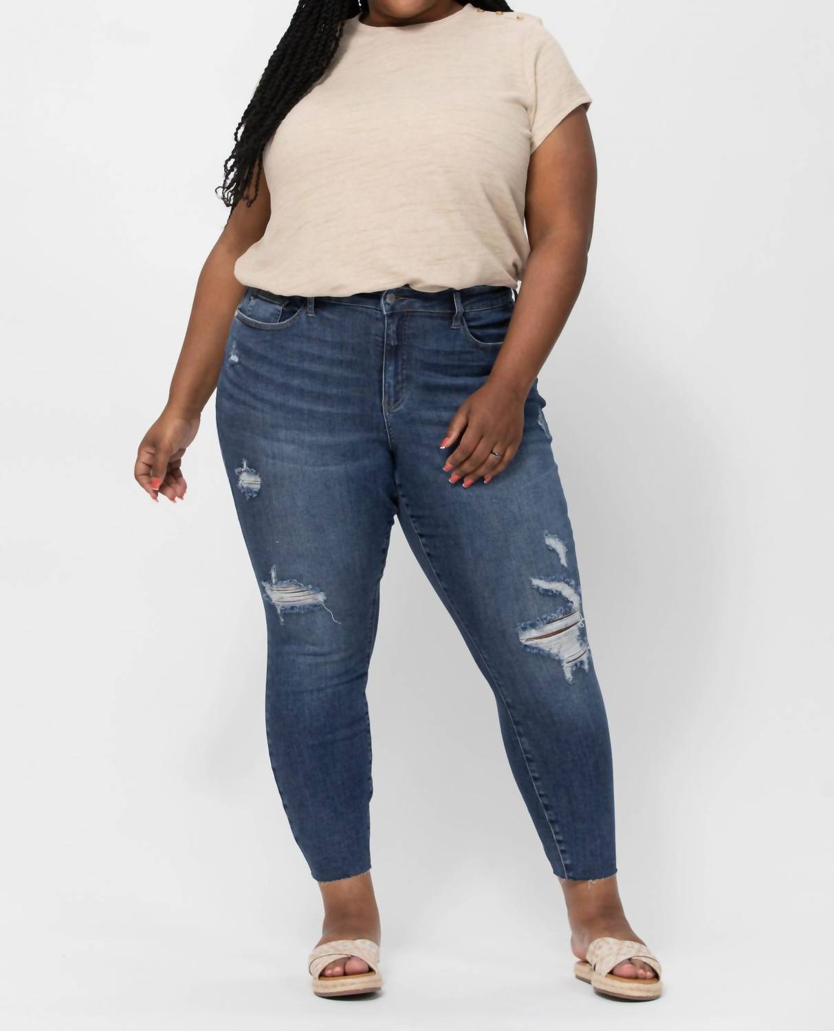 Judy Blue Spice it Up Vintage cut off Relaxed Jeans in dark wash - women's jeans