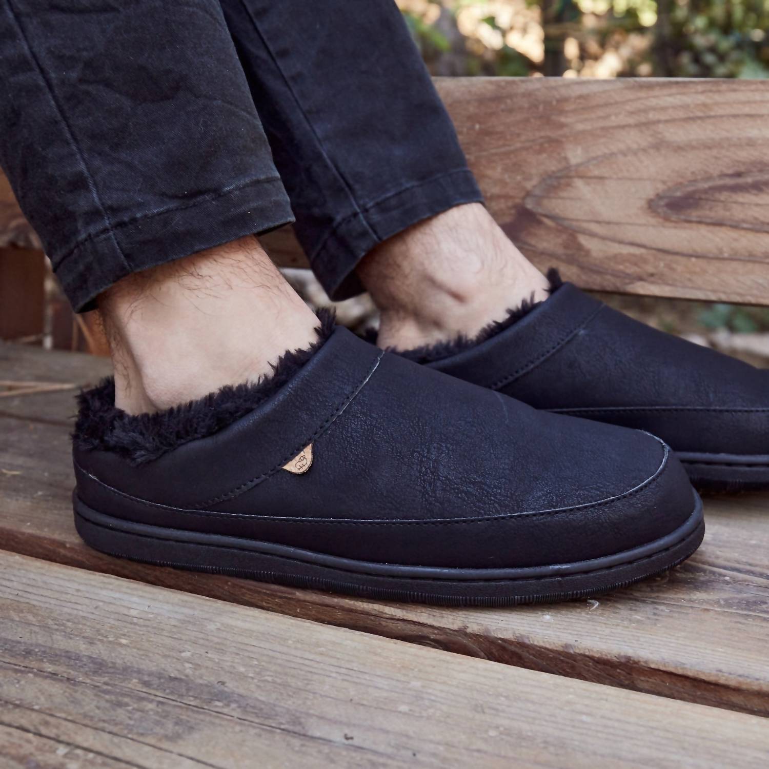 Lamo Men's Julian Clog Ii Slipper in waxed black - men's loafer - view 9