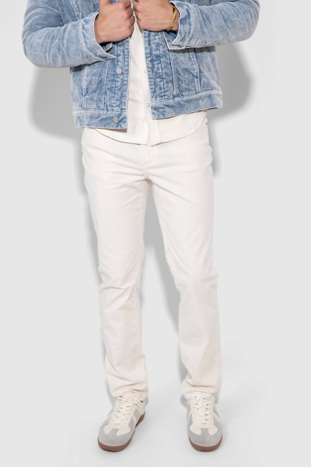 Monfrere Brando Needle Cord Straight Jeans in vintage blanc - men's jeans - detail view